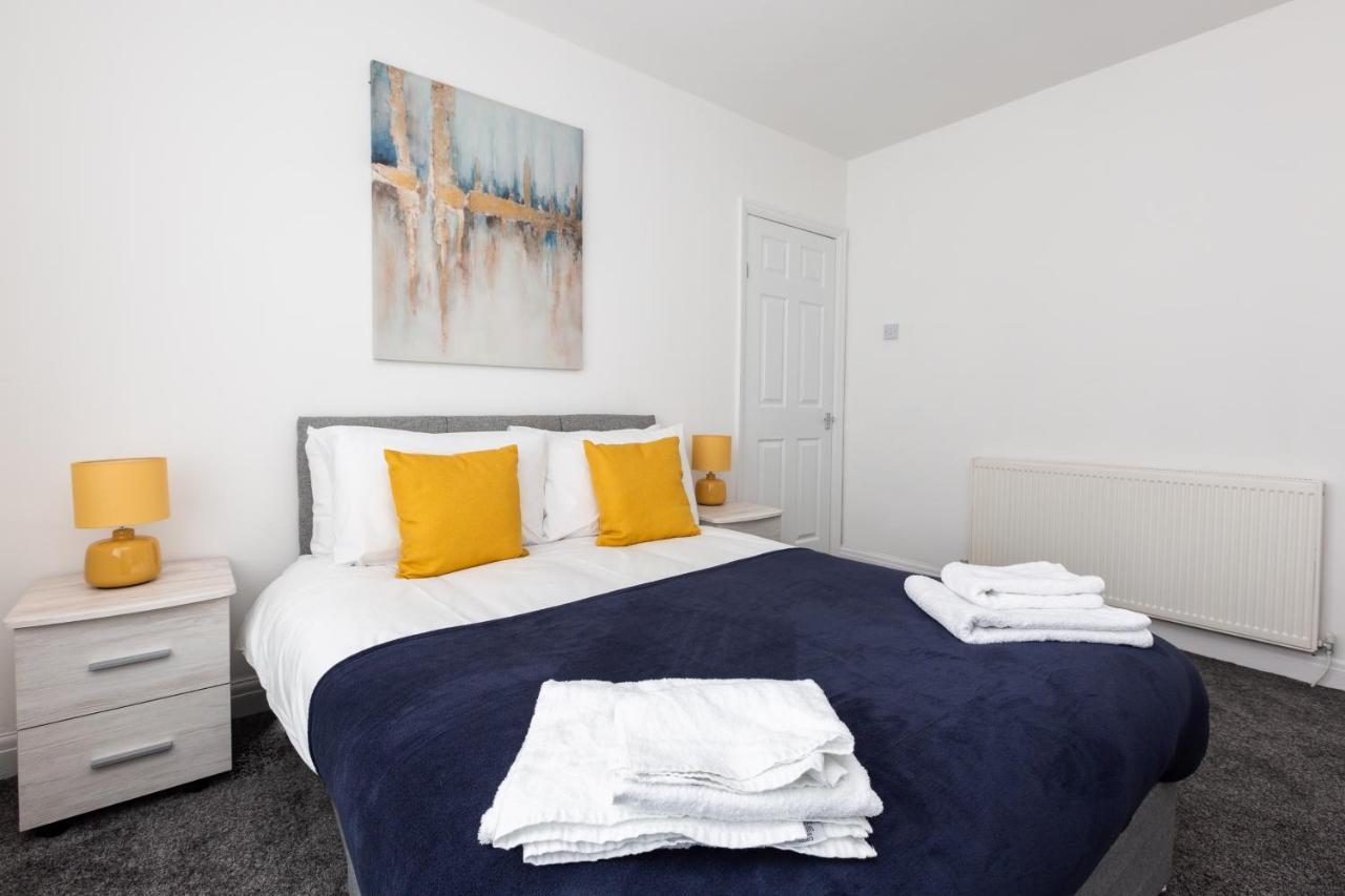 فيلا Connaught House - Wi-Fi, Parking, Contractors بريستون المظهر الخارجي الصورة