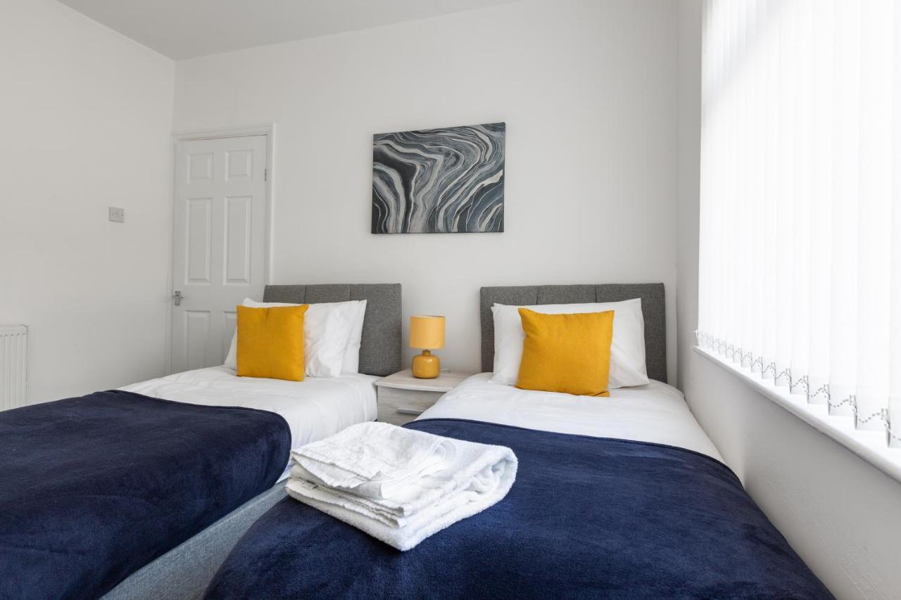فيلا Connaught House - Wi-Fi, Parking, Contractors بريستون المظهر الخارجي الصورة